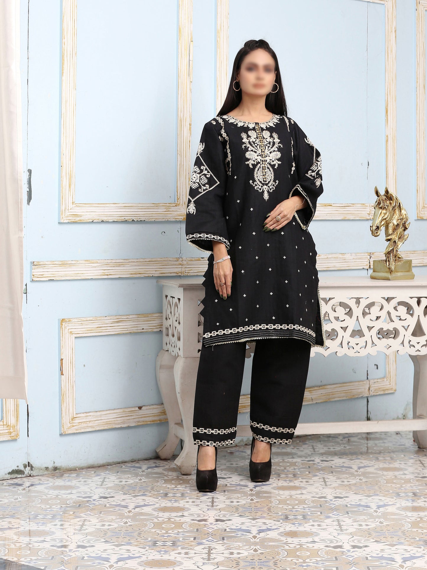 2P Embroidered Suit Lawn Pret ( Shirt / Trouser )  DF-18