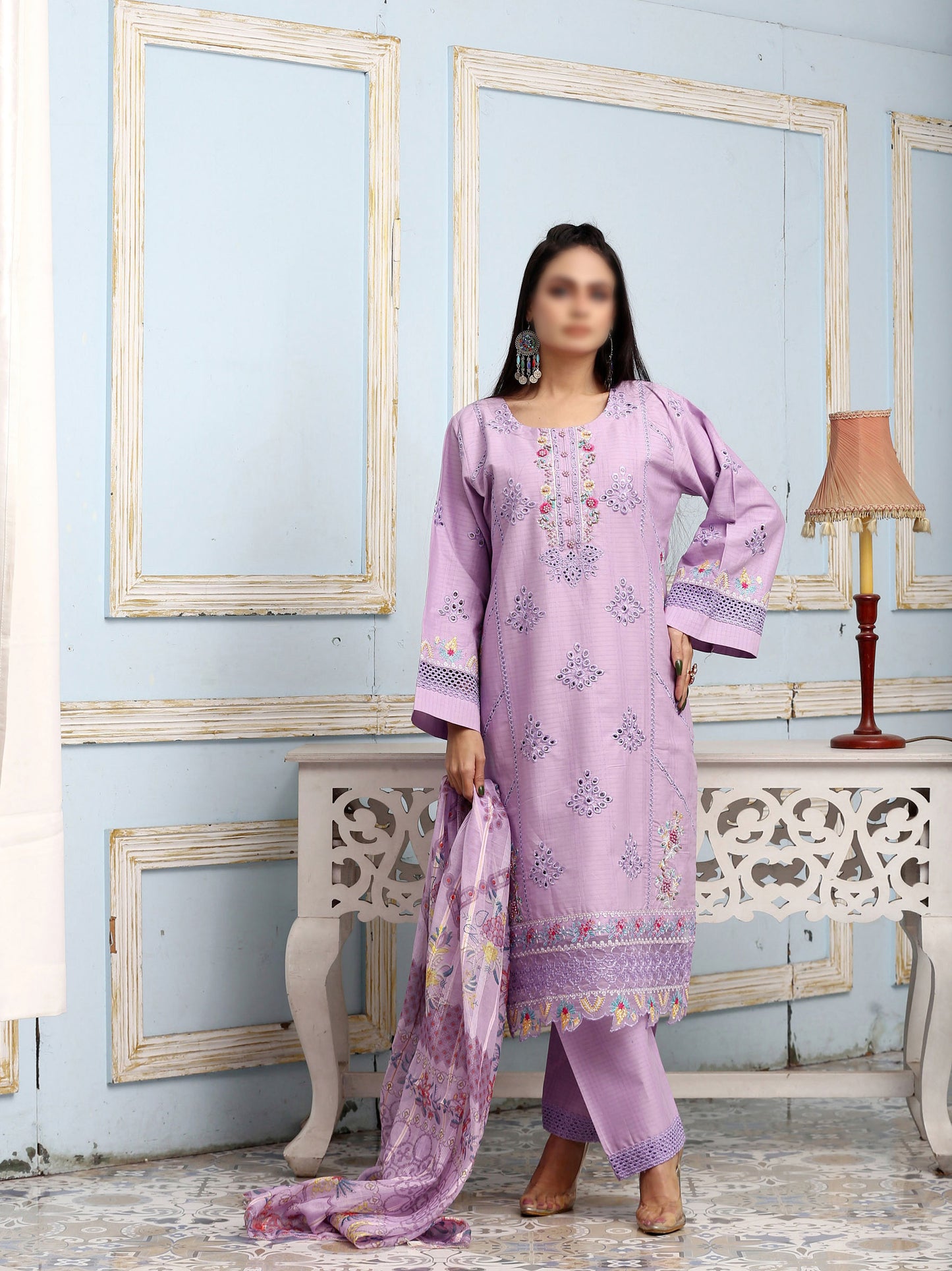 3 Piece stitched - Dastan Slub Lawn Embroidered Suit - SE-81